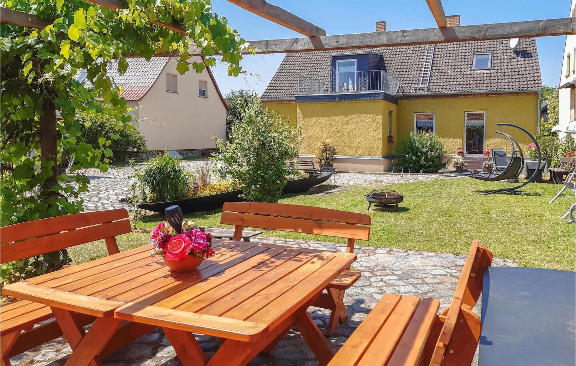 Nice Home In Neu Zauche Ot Caminche With Wifi Caminchen Exterior photo
